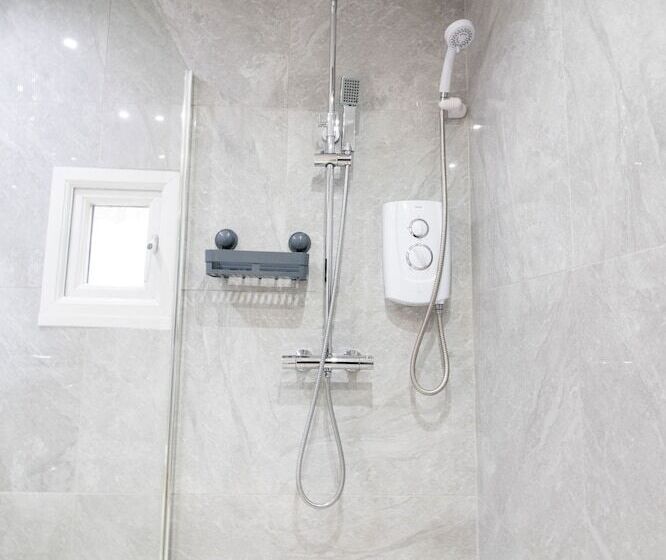 레지던스 2 Bed Near The O2 Arena & Excel & Free Parking