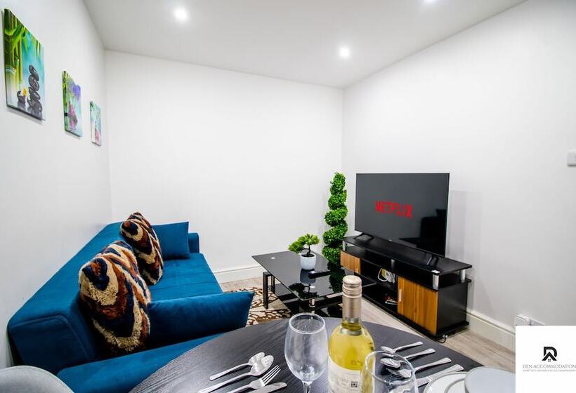 레지던스 2 Bed Near The O2 Arena & Excel & Free Parking