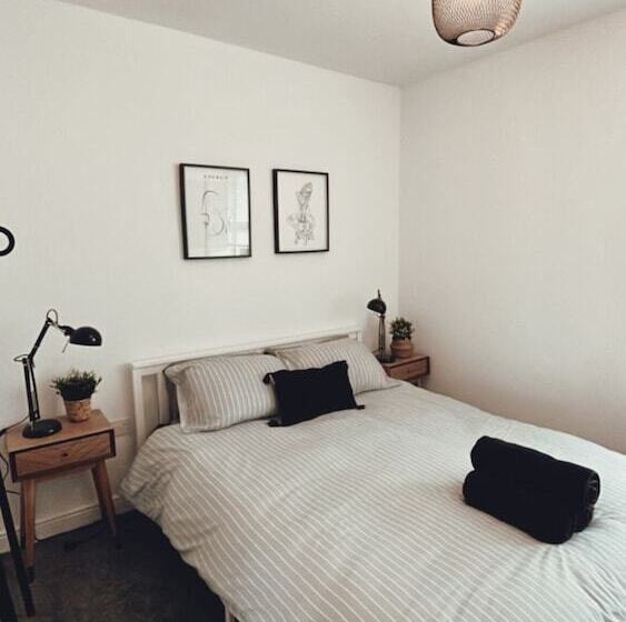 レジデンス Captivating 2 Bed Cottage In Symonds Yat