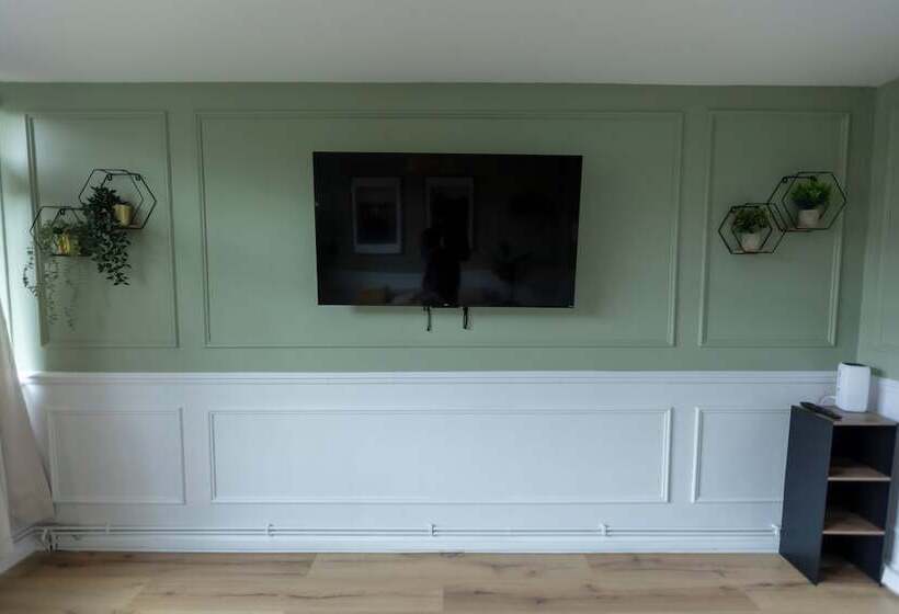 Резиденция Grace House 15 Minutes To Central London