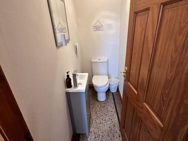 Резиденция Lovely 3 Bed House In Holmfirth