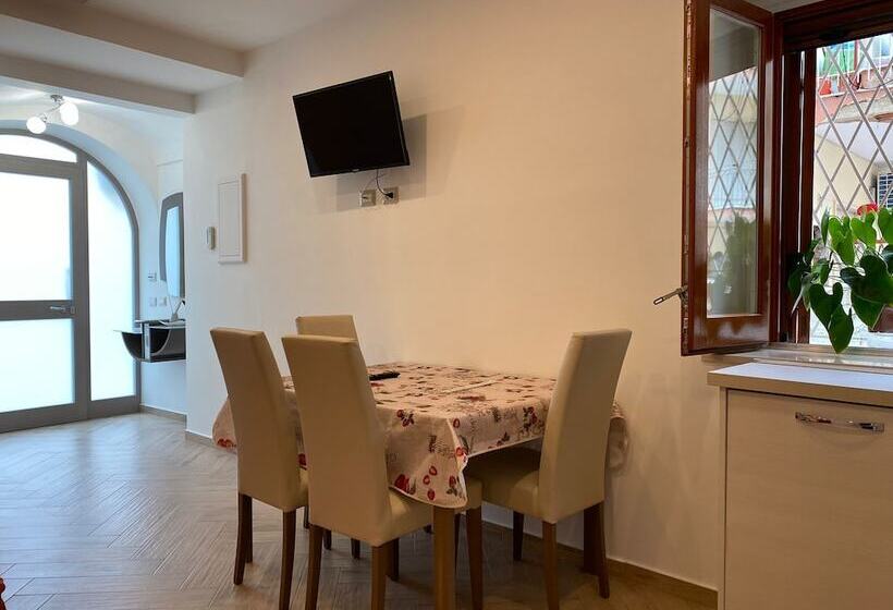 레지던스 Modern And Cozy Home At 200 Meters To The Beach