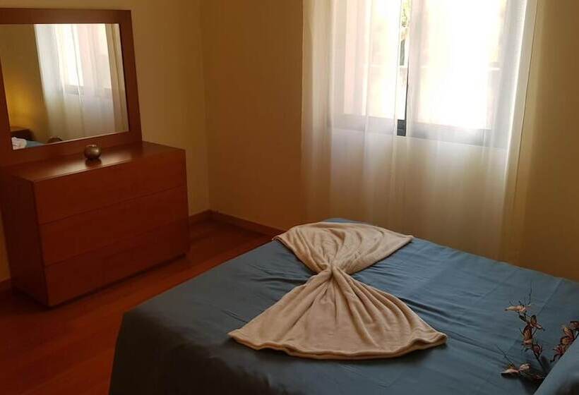 Резиденция Remarkable 3 Bed House In Machico