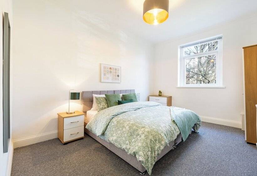 레지던스 Stunning 5 Bed Maisonette In Bristol