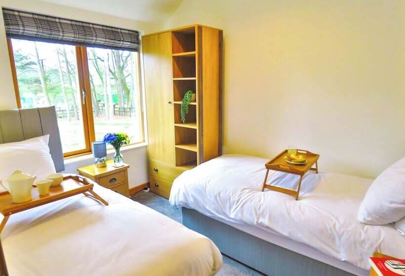 אתר נופש Hay S Wood Retreat