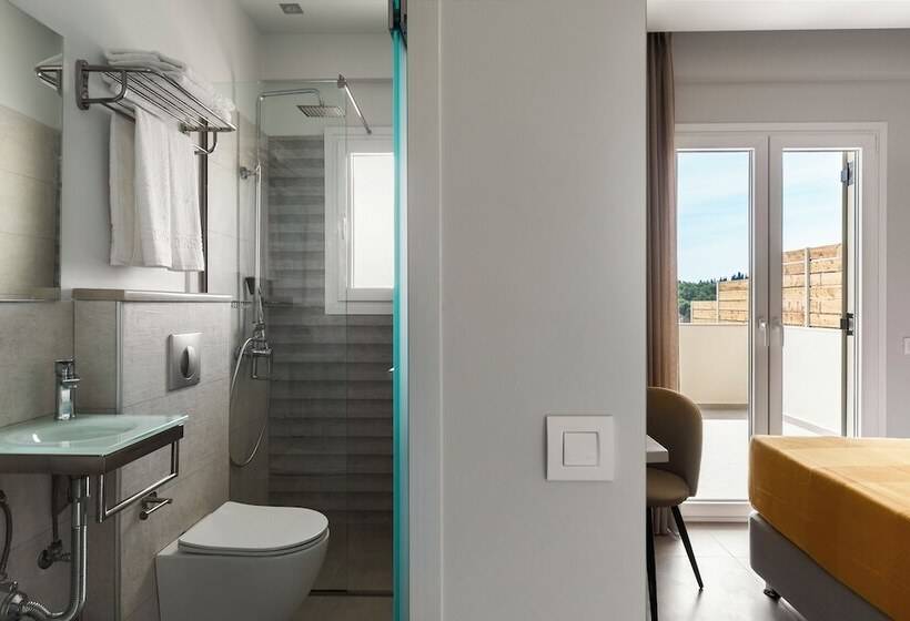 リゾートホテル Kopelula