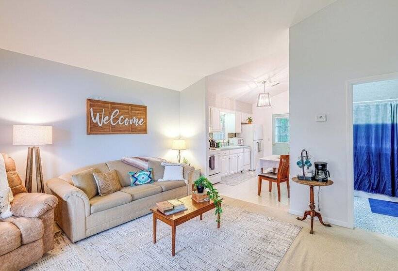 Roanoke Mountain Home: 4 Mi To Blue Ridge Parkway!