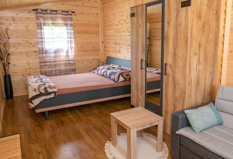 Robinzonski Kamp Hofman