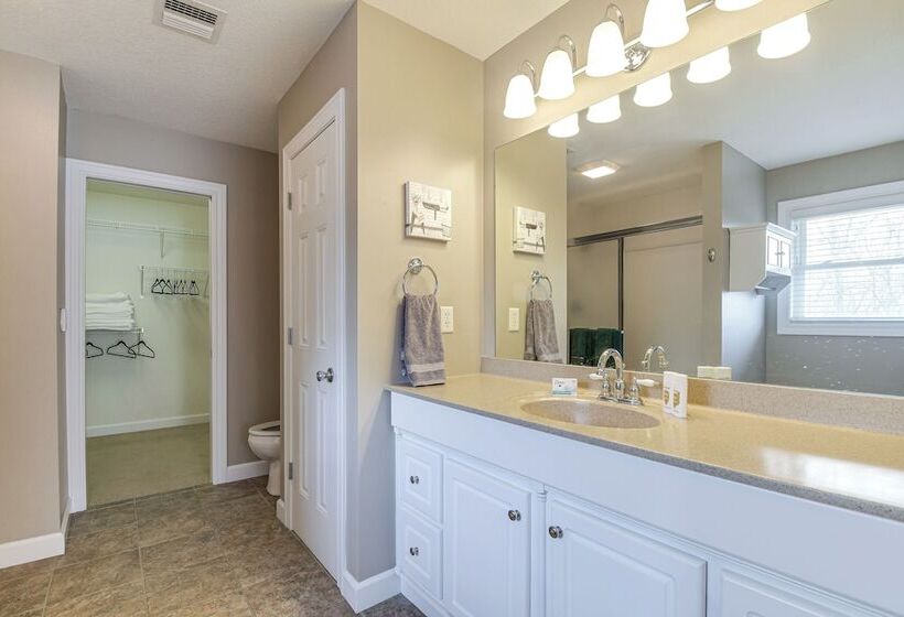 Rock Island Home W/ Private Yard & Fire Pit Table!