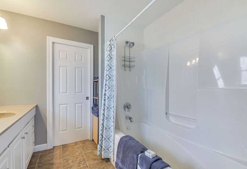 Rock Island Home W/ Private Yard & Fire Pit Table!