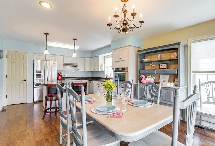 Selbyville Canal Front Home Near Beaches & Shops!