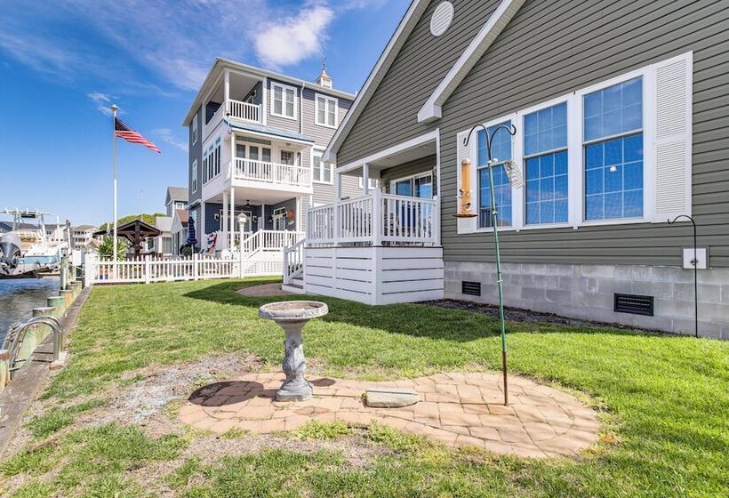 Selbyville Canal Front Home Near Beaches & Shops!