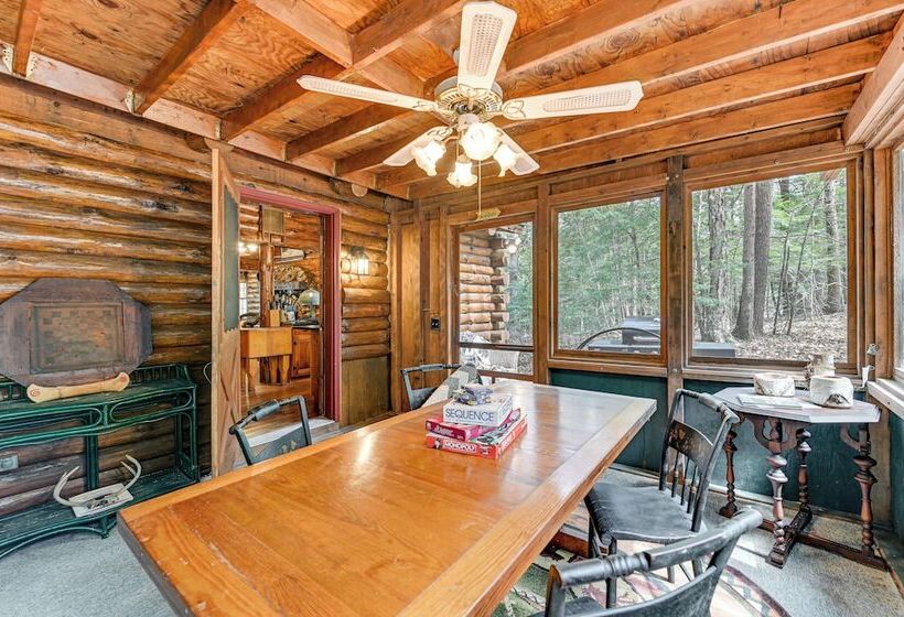 Lake & Beach Access At Lake Luzerne Cabin!