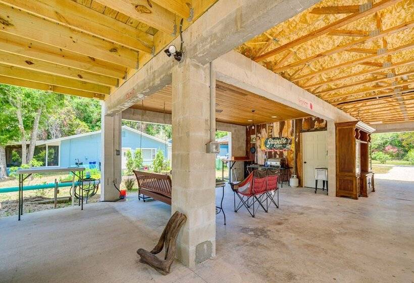 Stilt Style Cottage < 1 Mi To Downtown Yankeetown!