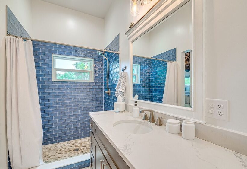 Stilt Style Cottage < 1 Mi To Downtown Yankeetown!