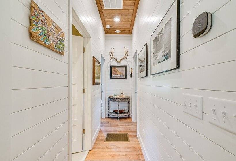 Stilt Style Cottage < 1 Mi To Downtown Yankeetown!