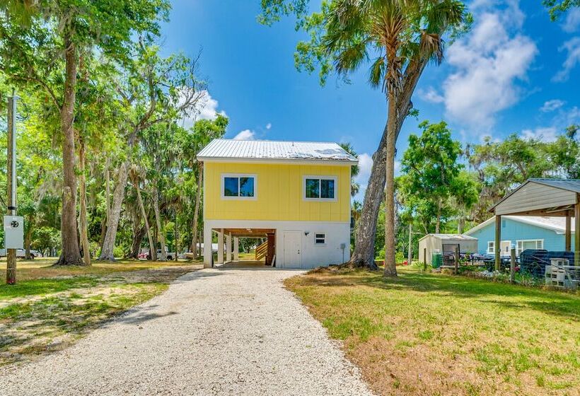 Stilt Style Cottage < 1 Mi To Downtown Yankeetown!