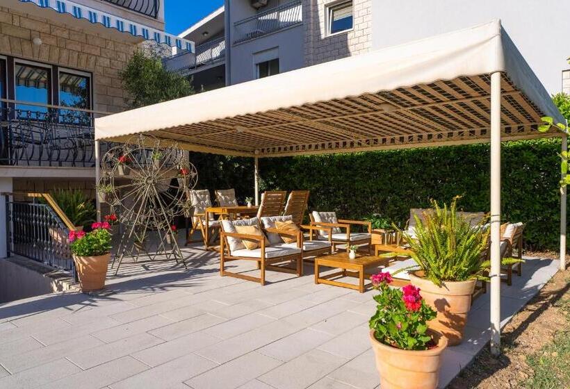 Storge Boutique Bed & Breakfast