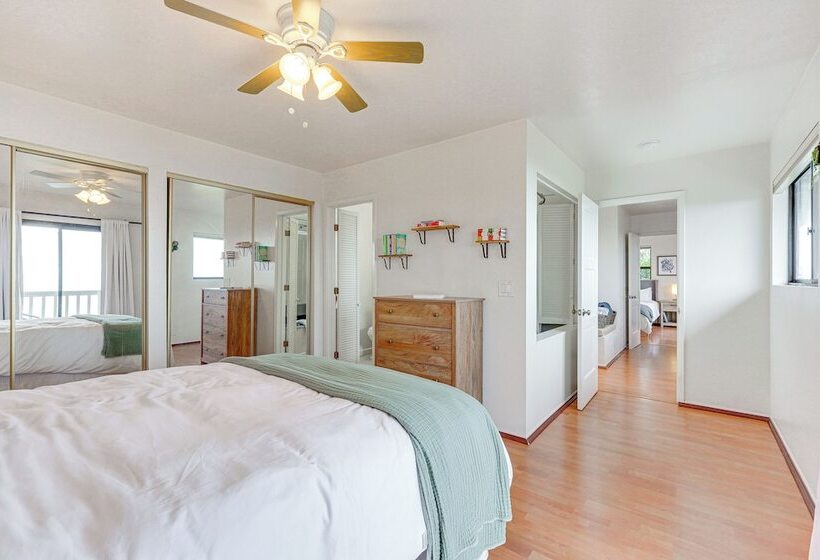 Summerland Home W/ Beach Supplies: Walk To Beach!