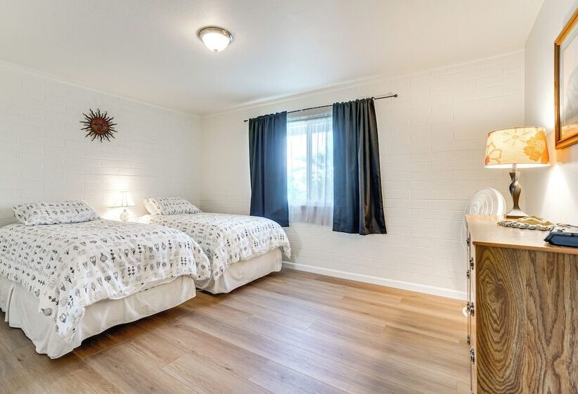 Sun City Home On Golf Course: Patio & Grill!