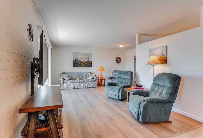 Sun City Home On Golf Course: Patio & Grill!