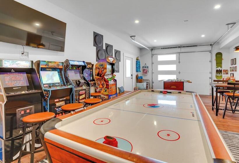 Swanton Retreat W/ Game Room, Hot Tub & Trails!