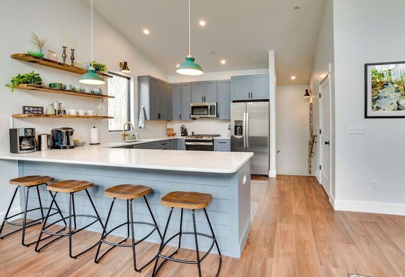 Swanton Retreat W/ Game Room, Hot Tub & Trails!