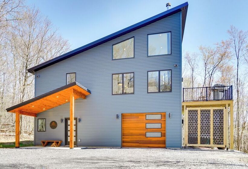 Swanton Retreat W/ Game Room, Hot Tub & Trails!