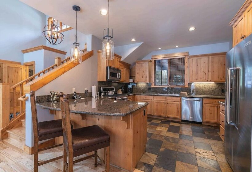 The Cottages At Old Greenwood