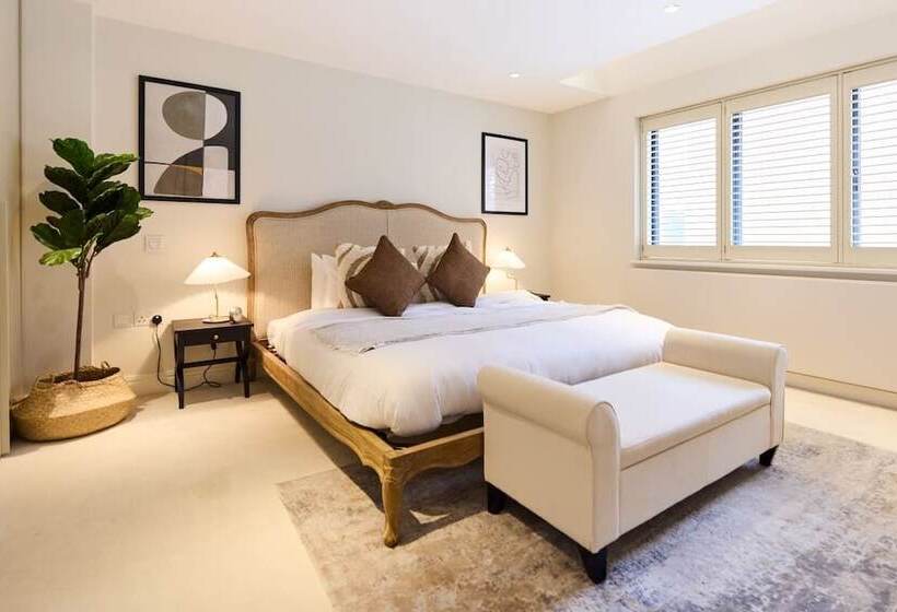 The Regent S Park Scenery   Spacious 3bdr House W/ Garden And Study Room