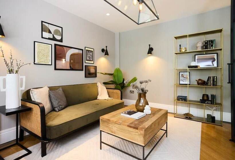 The Regent S Park Scenery   Spacious 3bdr House W/ Garden And Study Room