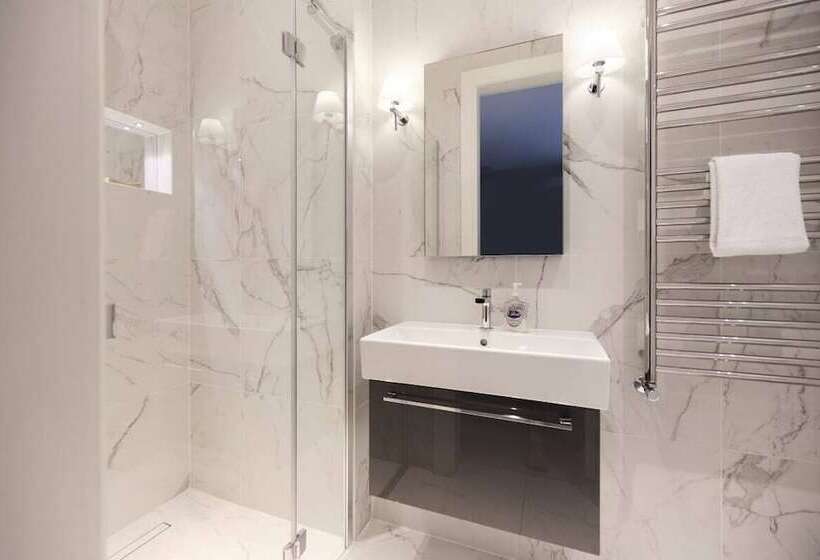 The Regent S Park Scenery   Spacious 3bdr House W/ Garden And Study Room