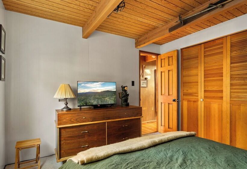 The Tranquil Pines A Frame Cabin Spectacular Views!