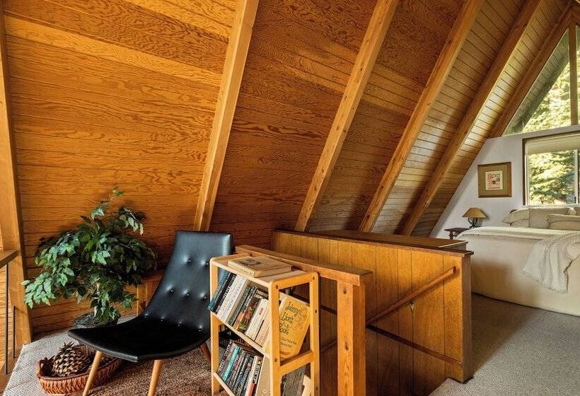 The Tranquil Pines A Frame Cabin Spectacular Views!