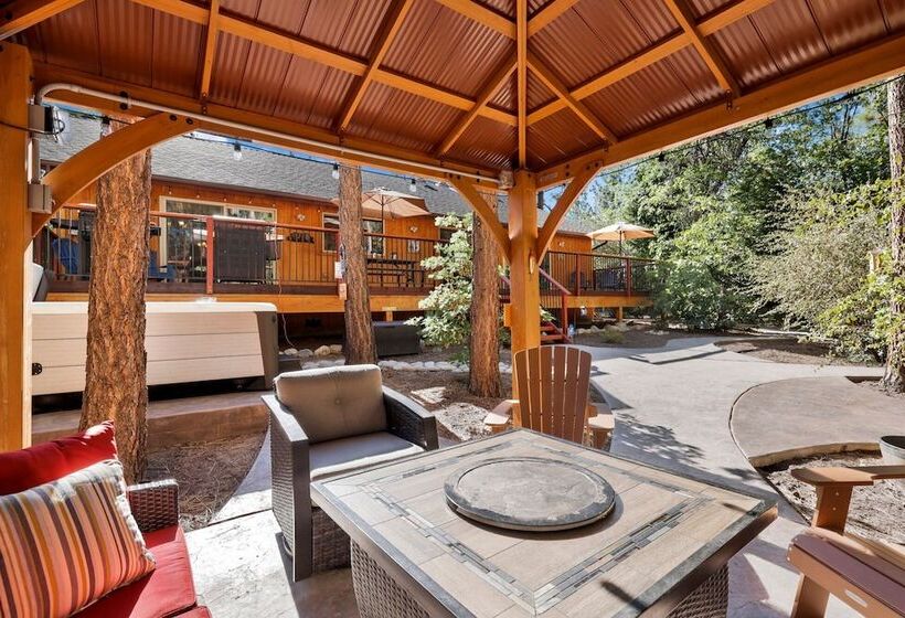 Three Bears Inn #2147