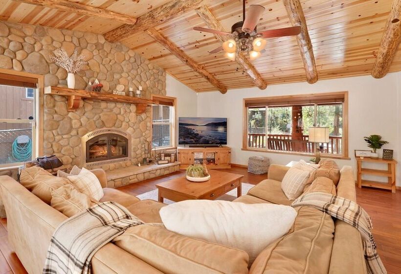 Three Bears Inn #2147