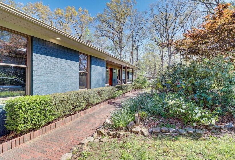 Tranquil Lakefront Greers Ferry Escape W/ Fire Pit