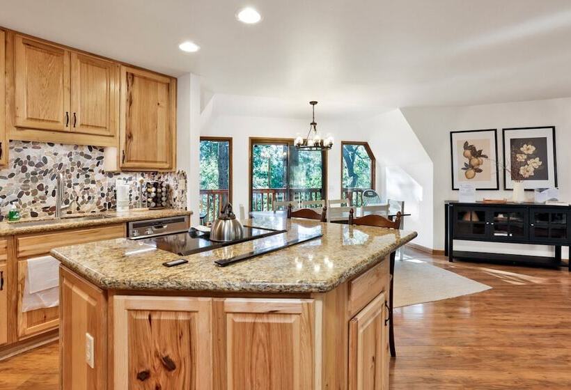 Travertine Dome Home #2241