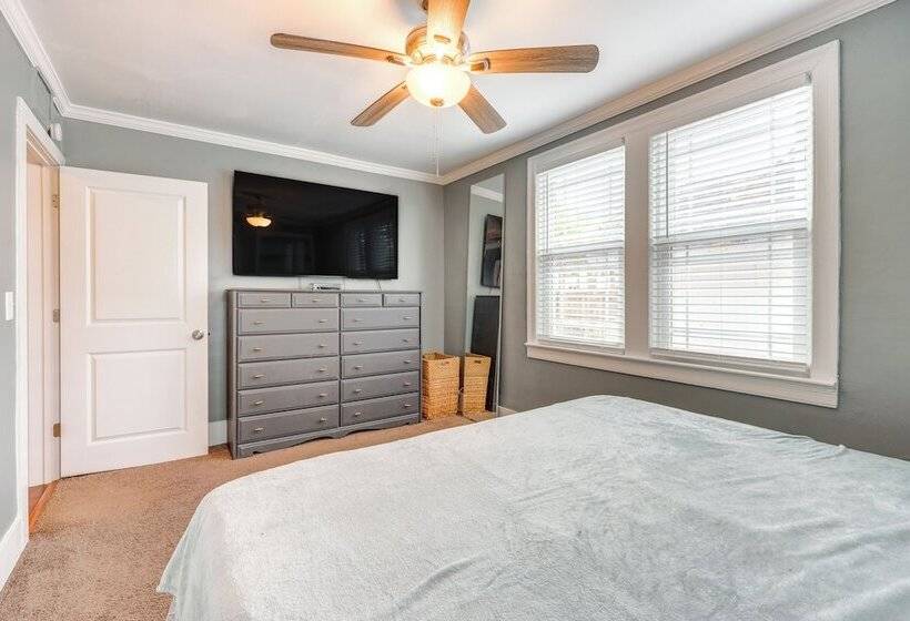 Updated Jacksonville Home < 1 Mi To St Johns River