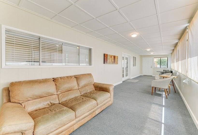 Updated Sun Lakes Home W/ Grill < 1 Mi To Golf