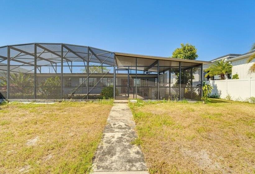 Waterfront Port Charlotte Home < 1 Mi To Beach!