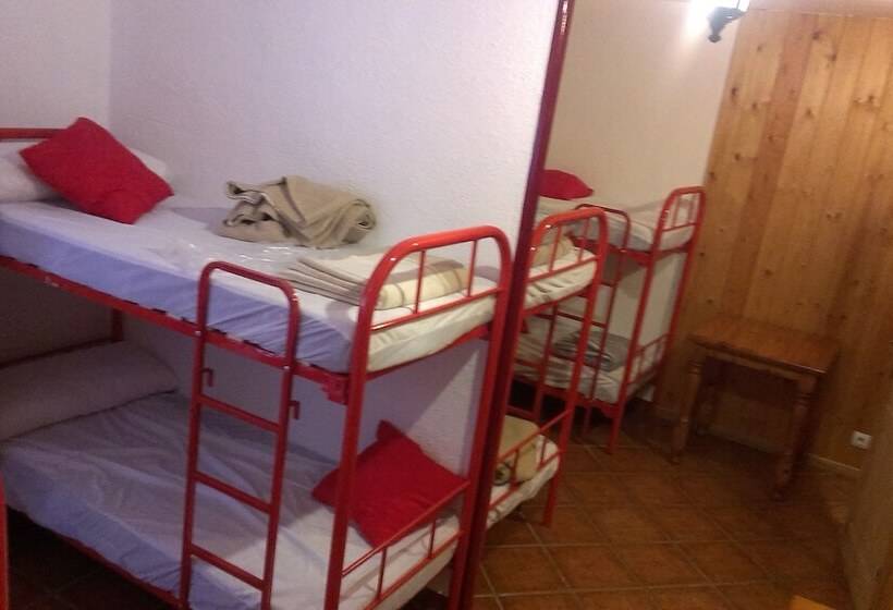 Albergue El Betato   Hostel