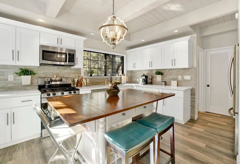 Alpine Cottage #2370