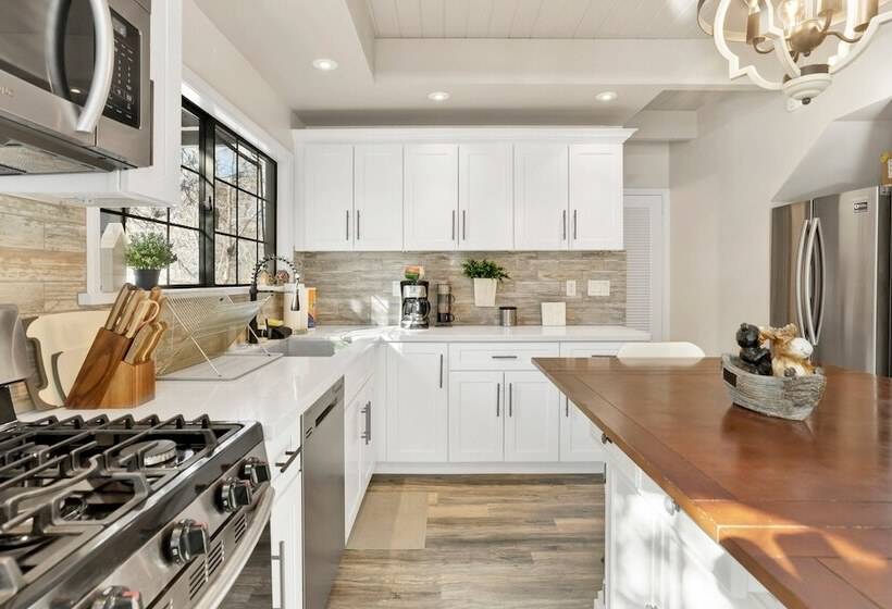 Alpine Cottage #2370