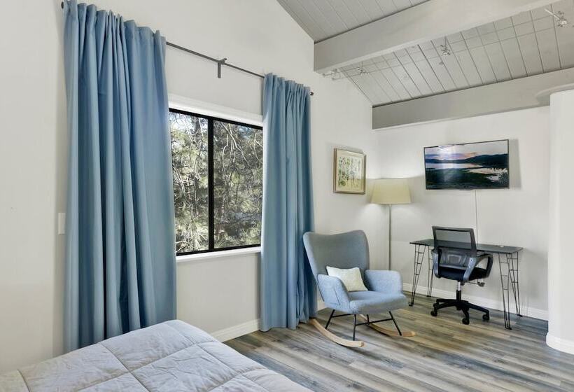 Alpine Cottage #2370