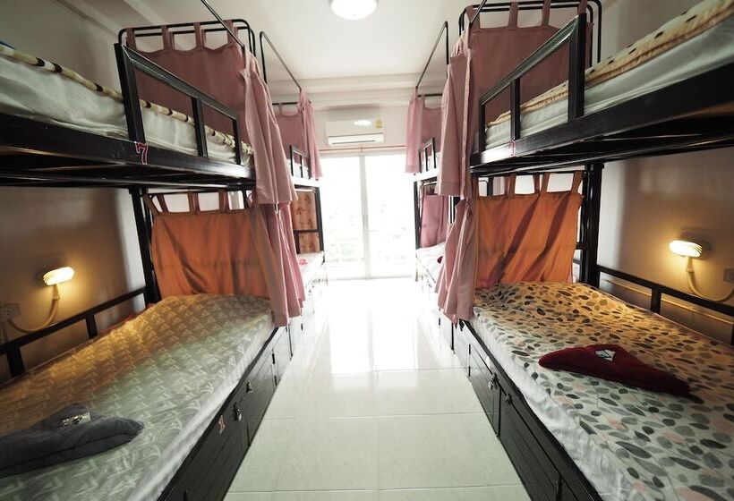 Arisa Hostel