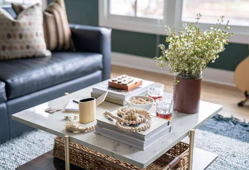 Barbara & Linda By Avantstay Stylish 2 Home Buyout In Heart Of Nashville