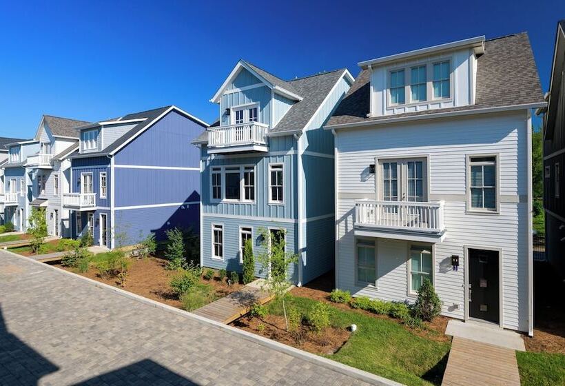 Barbara & Linda By Avantstay Stylish 2 Home Buyout In Heart Of Nashville