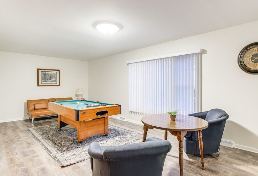 Barnes City House ~ 3 Mi To Hunting & Fishing!