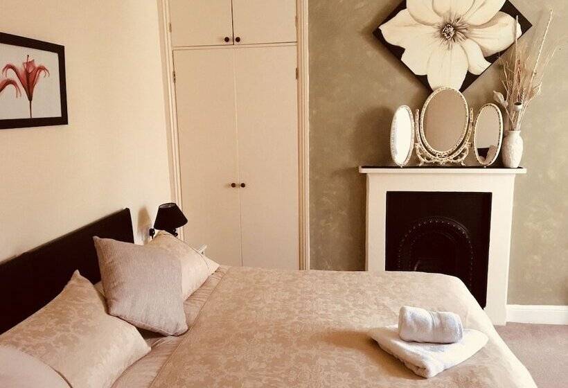 ベッドアンドブレックファースト Bentons Guest House